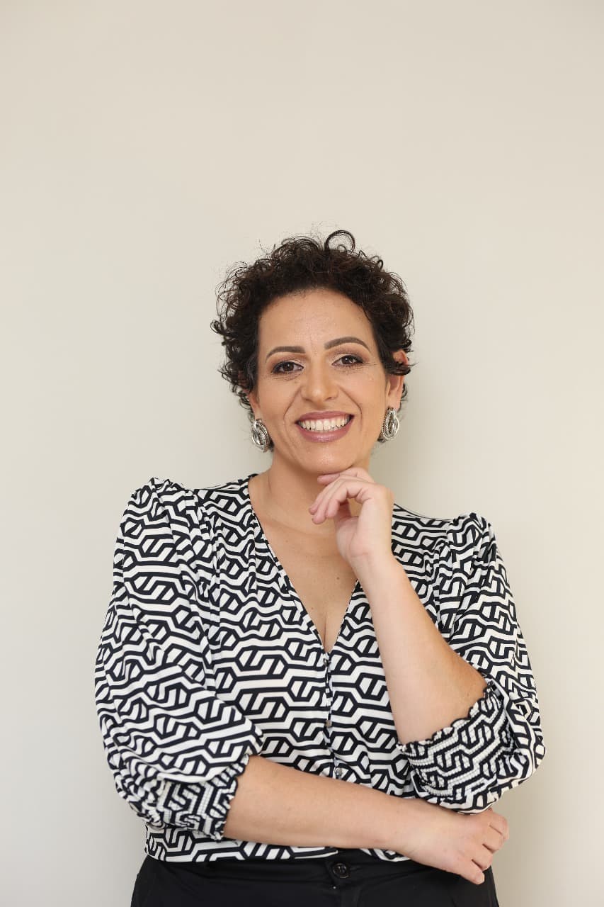 Dra. Mariane Costa